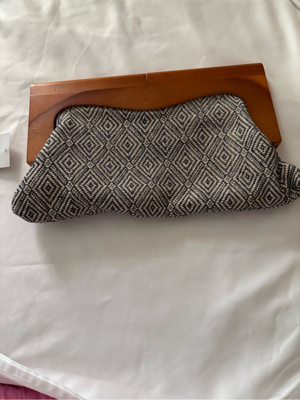 Urban Expressions Geometric Clutch with Wood Frame - Black & Cream